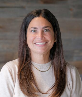 Bari Keller headshot photo